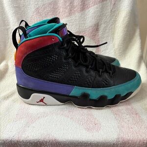 Jordan 9 Retro Dream It Do It
Men Sz 9.5
